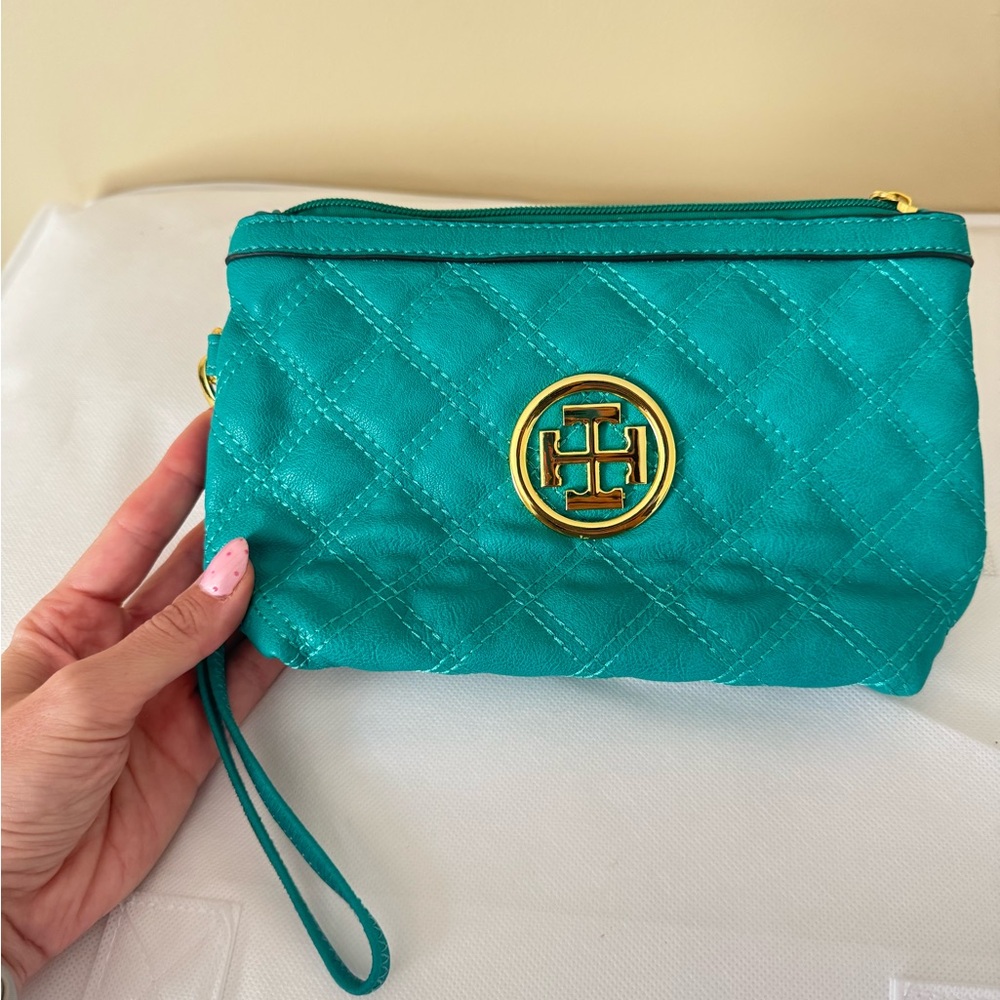 Tory Burch Turquoise Quilted Wristlet